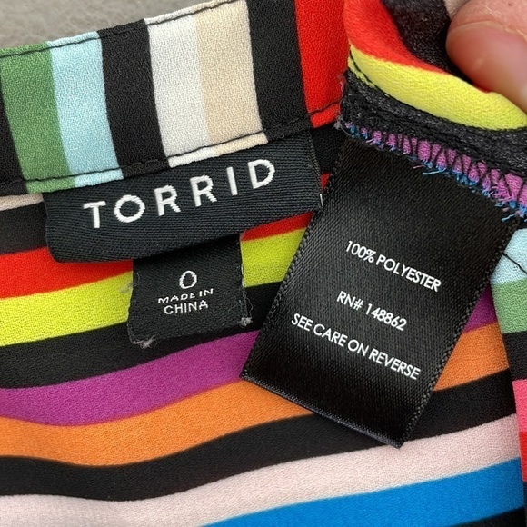 Torrid Top Blouse Quarter Zip Short Sleeves Colorful Stripes Pink Blue Size 12 - Picture 10 of 12